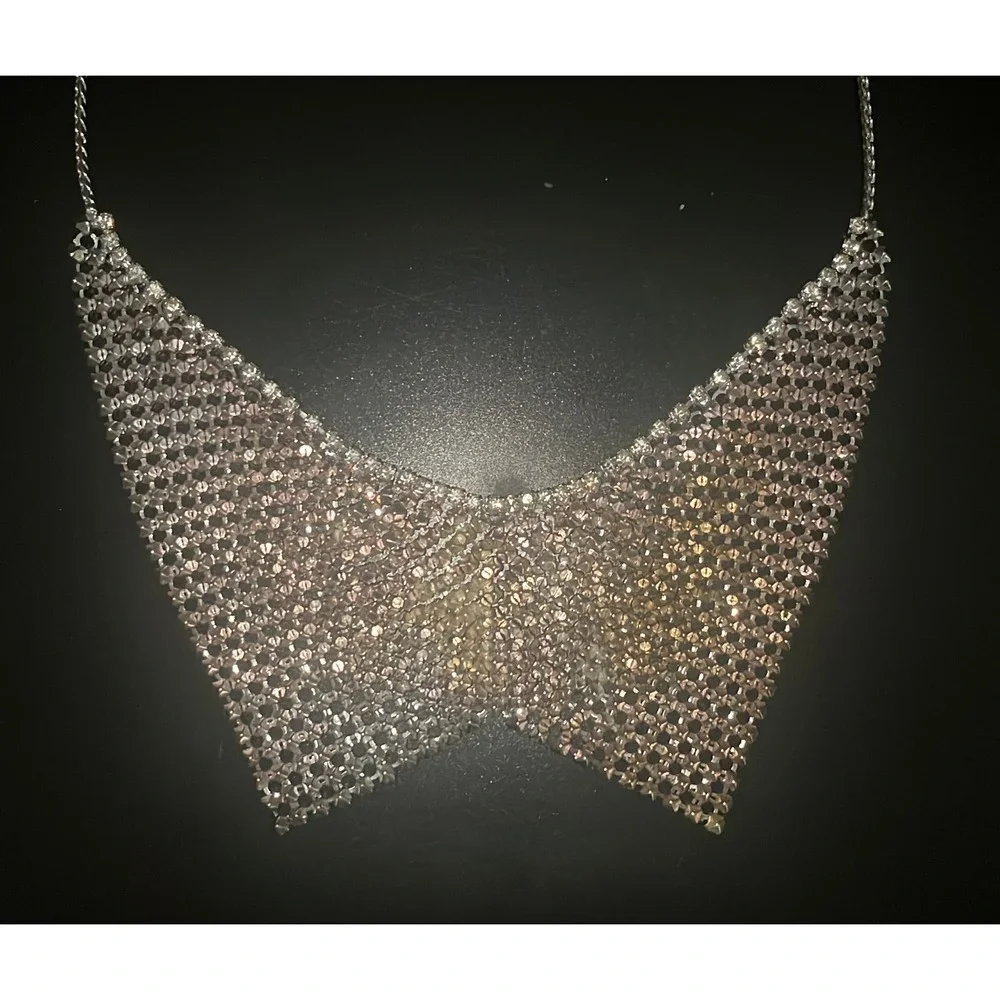 Elegant Silver Mesh Necklace‎